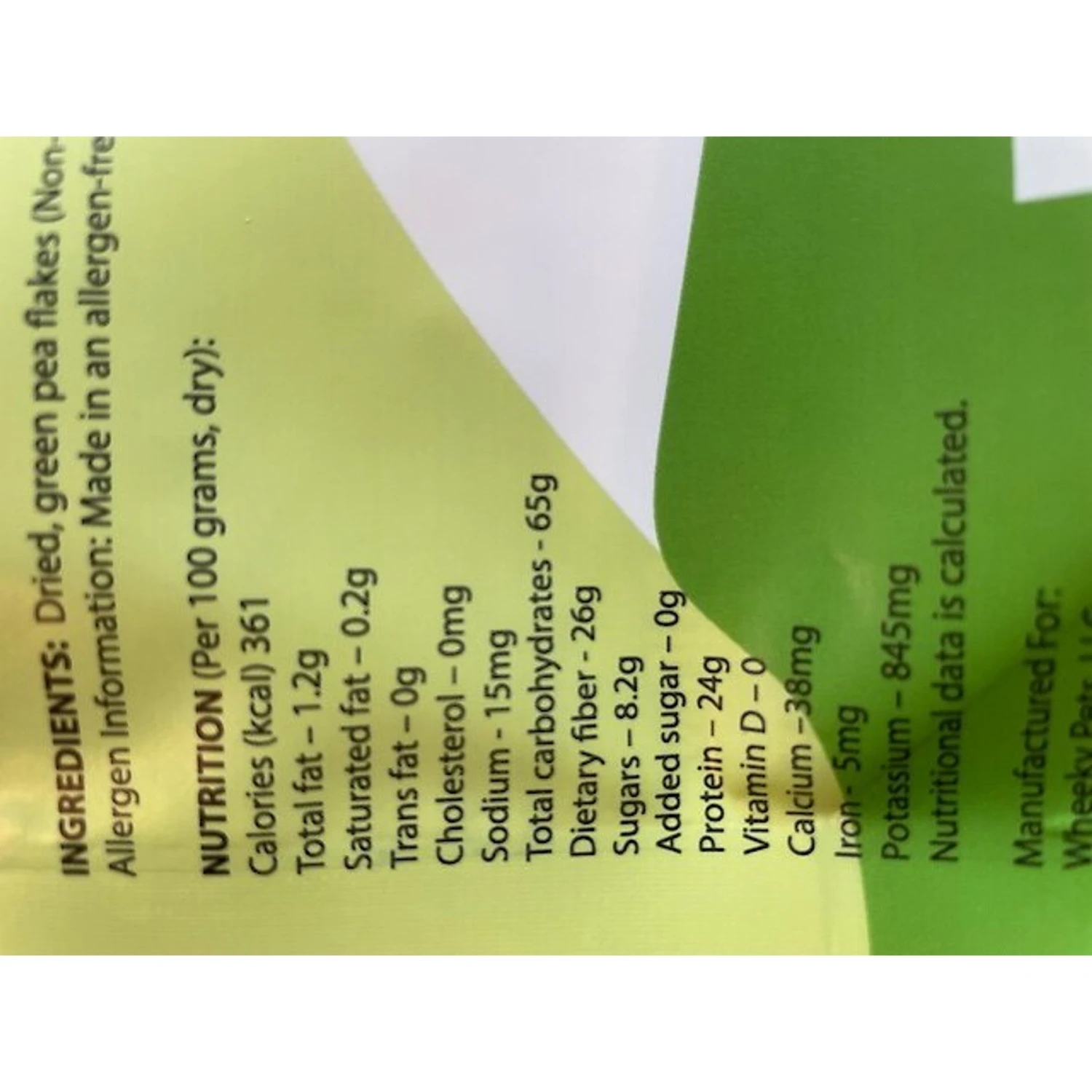 Wheeky Pets Pea Flakes Small Pets Treat, 4-oz Bag 6 Wheeky Pets Pea Flakes Small Pets Treat, 4-oz Bag - Image 6