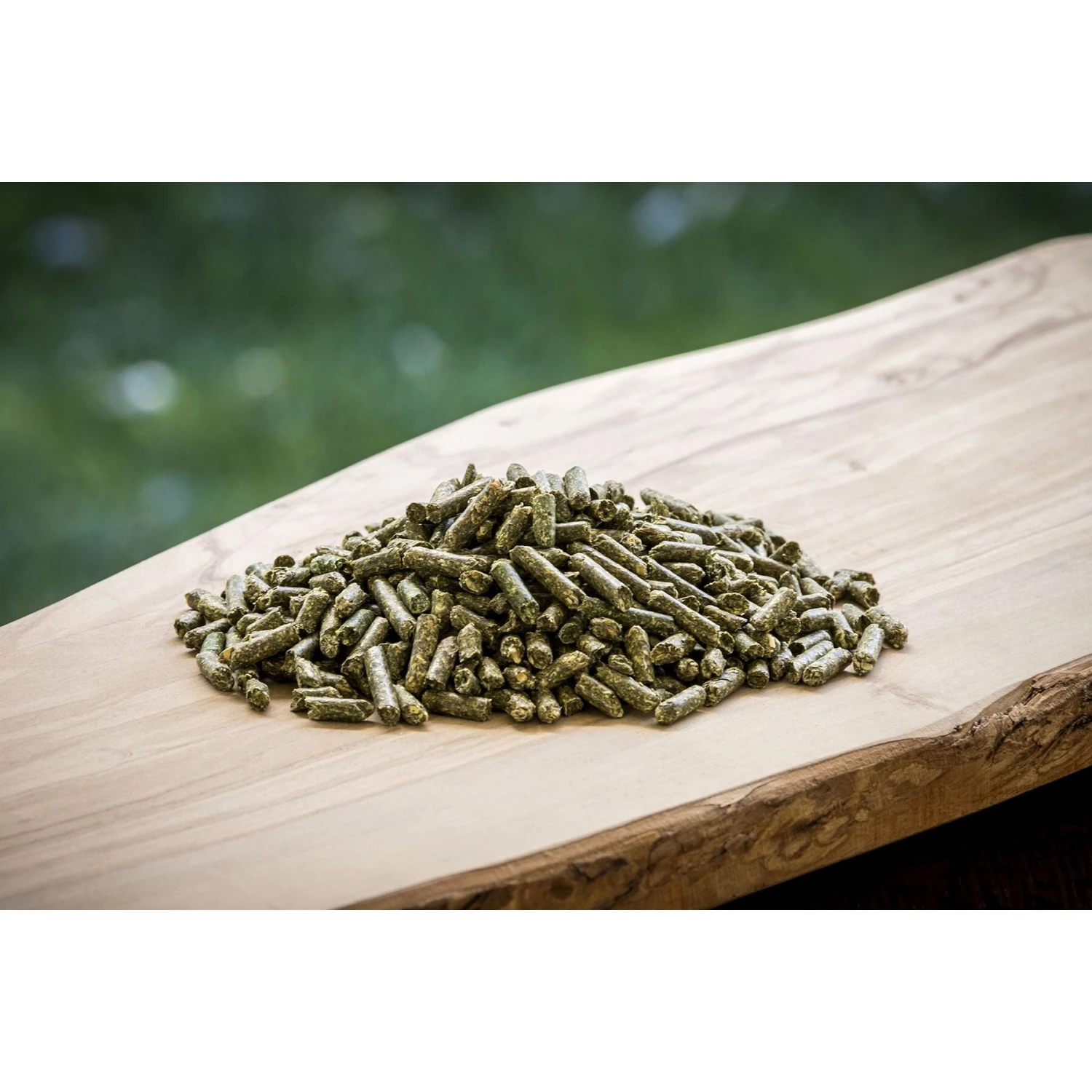 Modesto Milling Organic Rabbit & Chinchilla Food 2 Modesto Milling Organic Rabbit & Chinchilla Food - Image 2